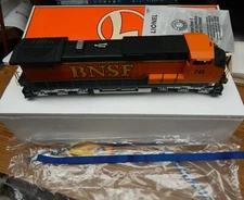LIONEL 6-18233 MLR BNSF DASH-9 RS DIESEL LOCOMOTIVE USED LITTLE IN BOX O GAUGE