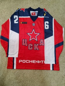 lutch jersey