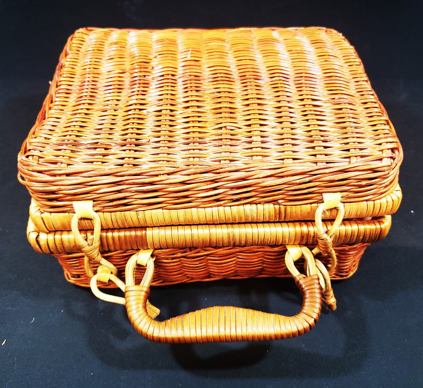 Delton Fine Collectibles Pink Heart Lace Porcelain Tea Set in Wicker