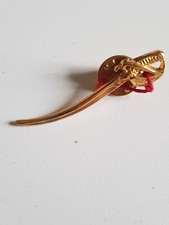 ancien pins CHAMPAGNE CANARD DUCHENE Sabre doré