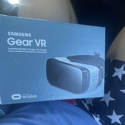 Samsung Gear VR SM-R322NZWAXAR Smartphone Headset 360° Micro USB White/Black