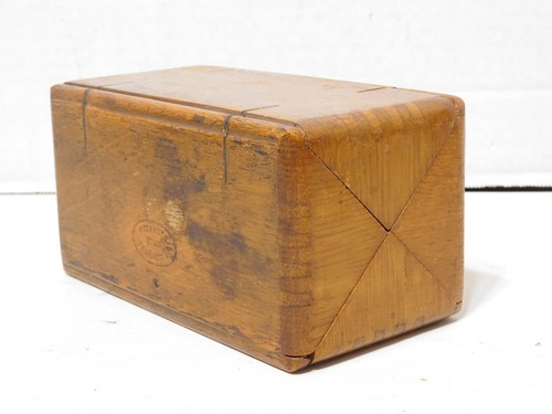 Antique 1889 Singer Sewing Machine Puzzle Box w Attachments Sewing Machine Parts - Picture 8 of 10