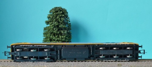 HORNBY R3135 CLASS 92 GBRF EUROPORTE no 92032 BOXED EXTRA PANTOGRAPH TOPS VGC - Picture 8 of 12