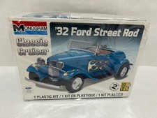 Monogram 1/25 '32 Ford Street Rod Open Box Contents Sealed