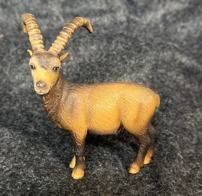 Schleich ALPINE IBEX MOUNTAIN GOAT FIGURE RESIN RETIRED 3'' Long 2006