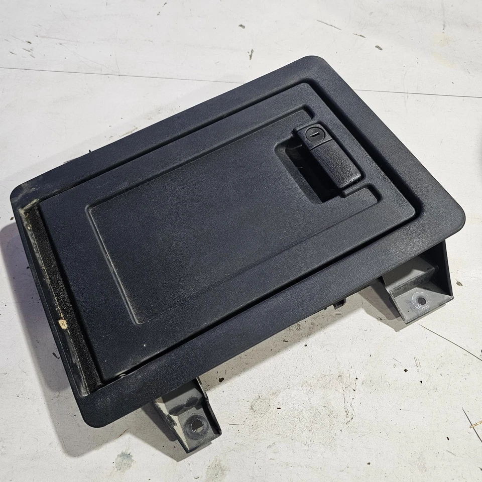 INFINITI Q70 M37 2011-2019 asiento trasero panel de almacenamiento puerta cubierta panel OEM Foto 2 de 4