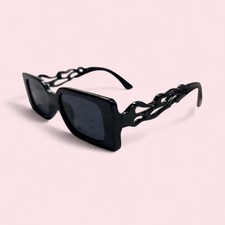    Vintage / Y2K Style Sunglasses