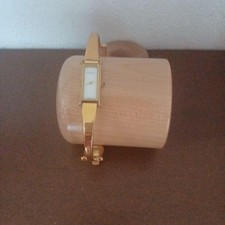 GUCCI Gold Analog Wristwatch From Japan