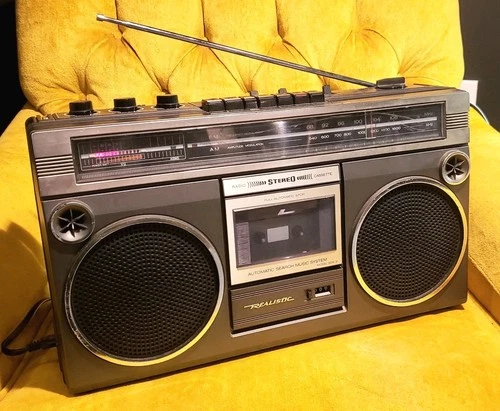 VTG 1980's Realistic SCR-3 Boombox Radio Cassette Recorder (Radio works - Read)