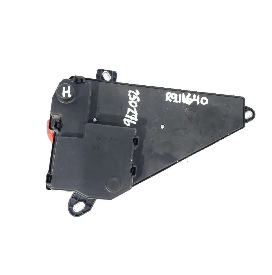 BMW 525I 2007 OEM caja de fusibles montada en el maletero módulo Sam 518956040 Foto 2 de 4