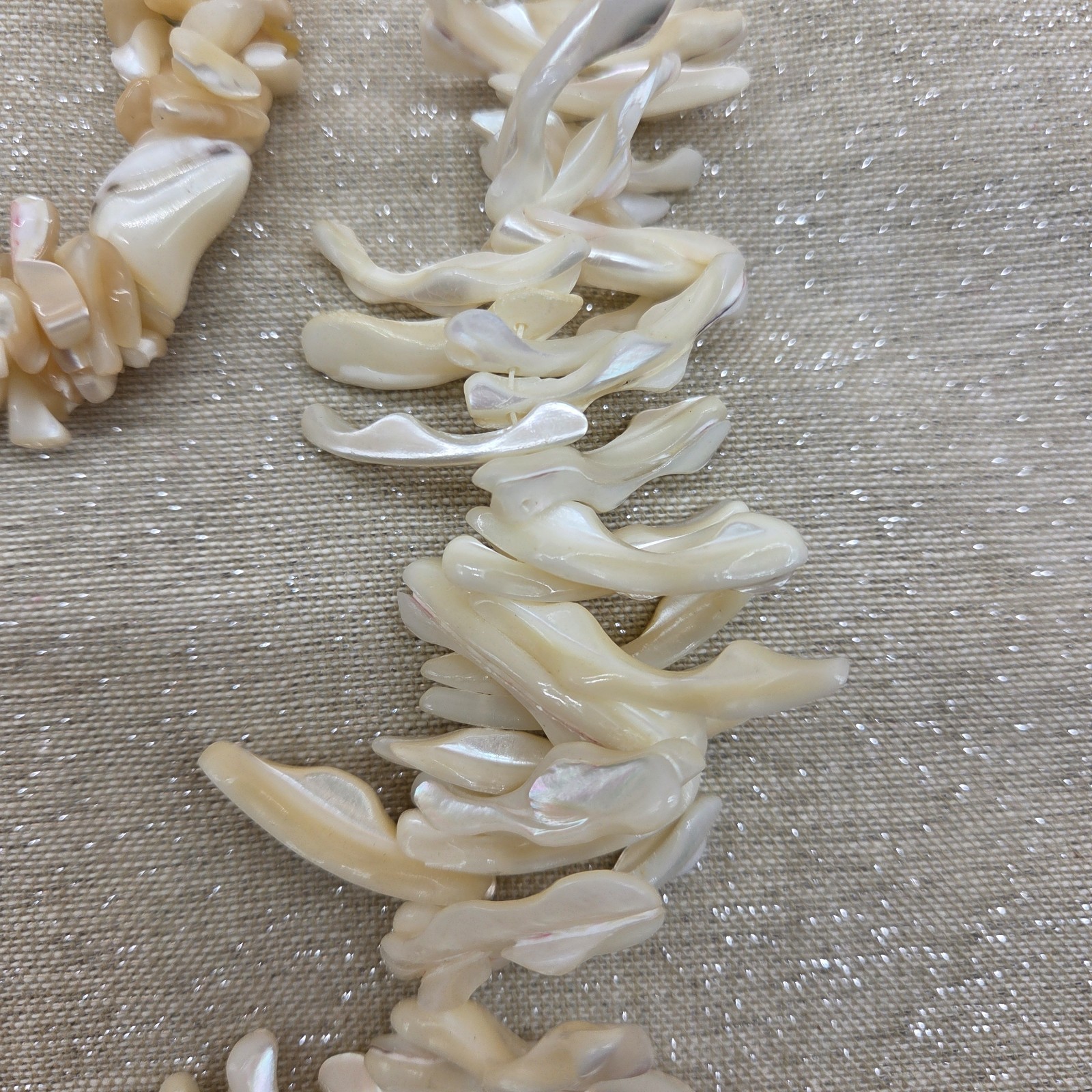 Vintage Shell Chunky Statement Beaded Necklace & … - image 6