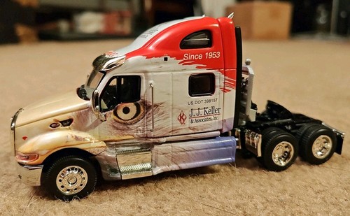 1/64 DCP Peterbilt 579 JJ Keller