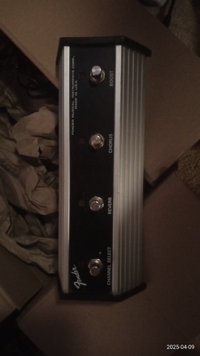 Footswitch für Fender Power Chorus 4 fach Fußschalter - Bild 1 von 3