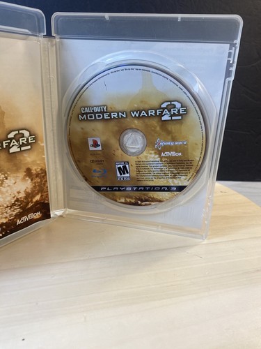 Playstation 3 CALL OF DUTY MODERN WARFARE 2 Video Game PS3 - Picture 3 of 5