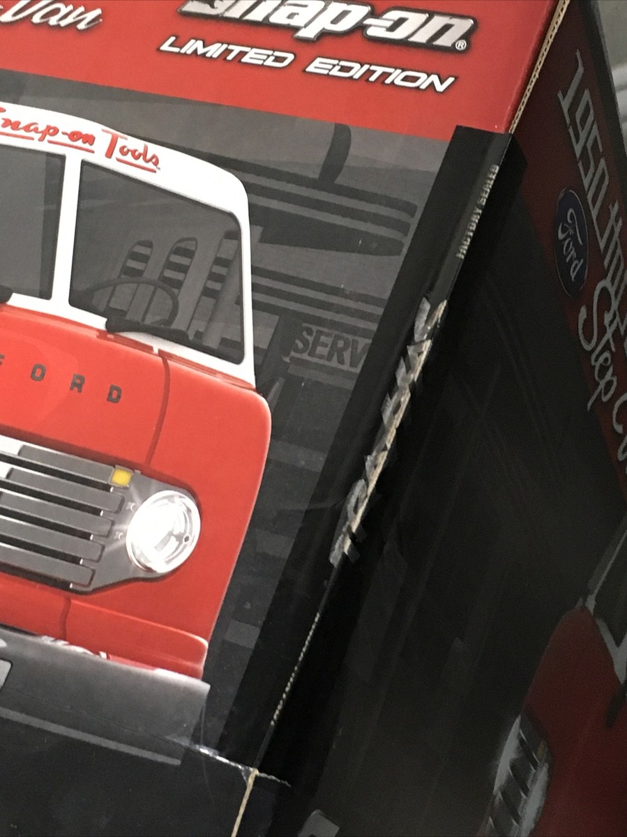 スナップオン　　1950 FORD ステップバン Snap on Tools 1950 Ford STEPVAN Van Die Cast 1 24 Scale Bank