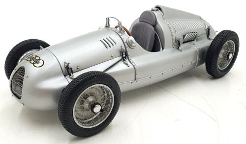 CMC 1/18 Scale Model Car M-027 - 1928-1938 Car Union Type D - Silver - Picture 1 of 7