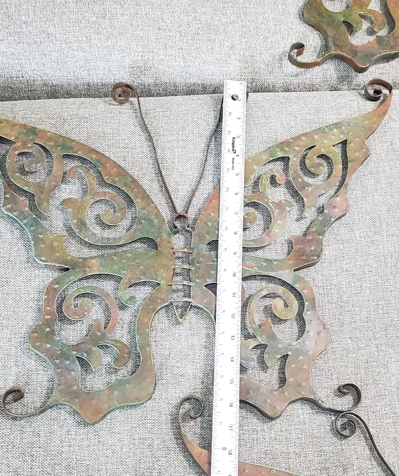 Juego de 3 arte de pared de mariposa de metal grande rústico 22"x17" Foto 3 de 4