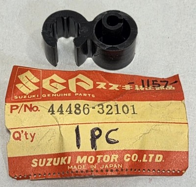 NOS Suzuki RM 50 60 100 125 TS75 TM400 TM125 DR200 Gas Tank Breather Hose Clamp