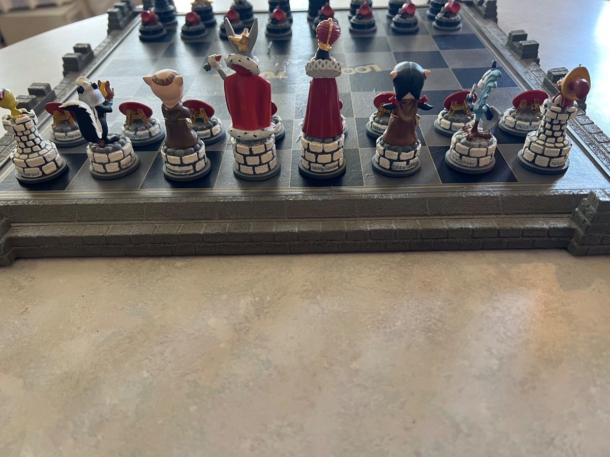 Looney Tunes CHESS-SCHACH ルーニーテューンズ　チェス Looney Tunes CHESS-SCHACH ルーニーテューンズ チェス