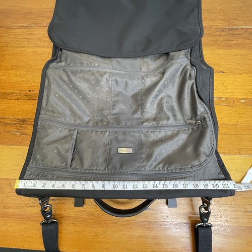 Tumi Garment Bag Nylon Padded Shoulder Strap Zip Suit Hanging Bag Black 22" 4# - Picture 17 of 20