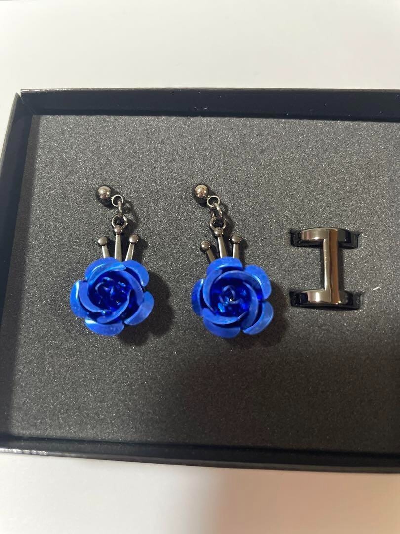 Ado Fashionable Earrings Rose Shinzou Titanium 28mm x 15mm