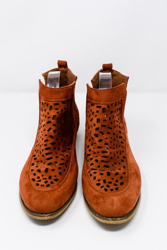 TG Women’s Shoes Booties Sm Block Heel Burnt Orange rust Faux suede cutout boots - Picture 3 of 10