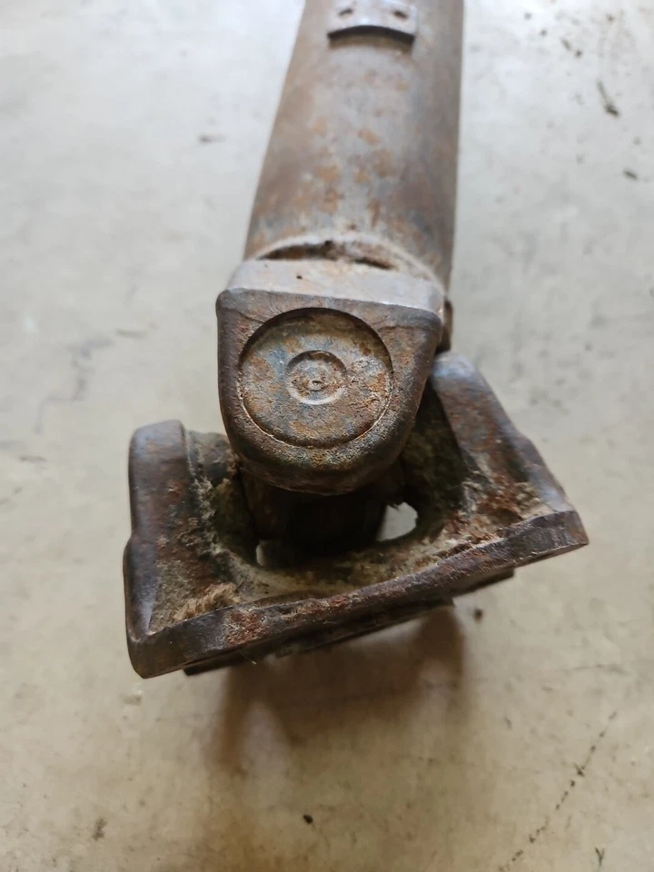 Toyota Land Cruiser 1991 1992 línea de eje de transmisión trasera Foto 2 de 4