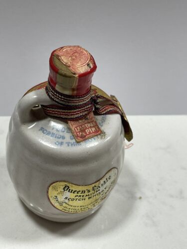 Jarra escocesa vintage vacía miniatura castillo de la reina, muestra de cerámica esmaltada - Imagen 7 de 10
