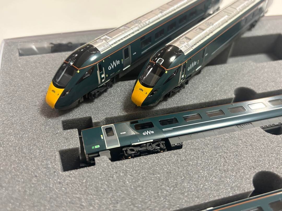 KATO10-1671 hitachi Class800/0 GWR 5 RARE Limited 1/148 KATO10-1671 hitachi Class800/0 GWR 5 RARE Limited 1/148