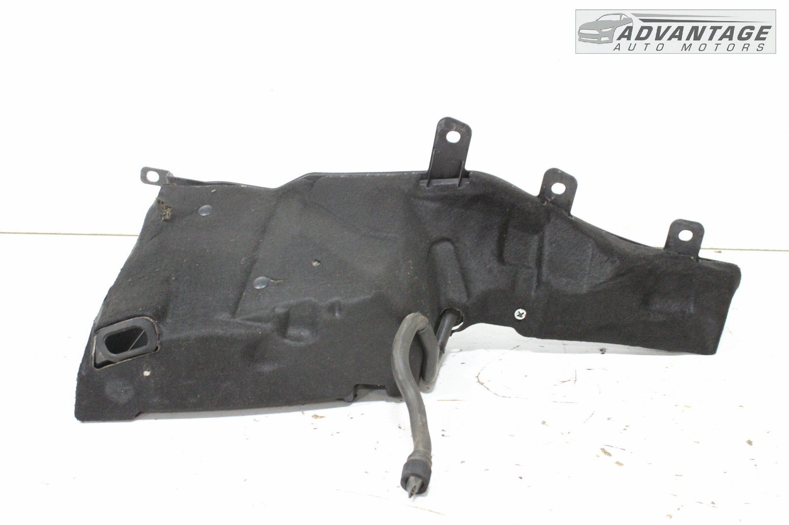2014-2017 MASERATI GHIBLI RIGHT UNDER COWL PANEL STEP AIR FILTER HOUSING OEM