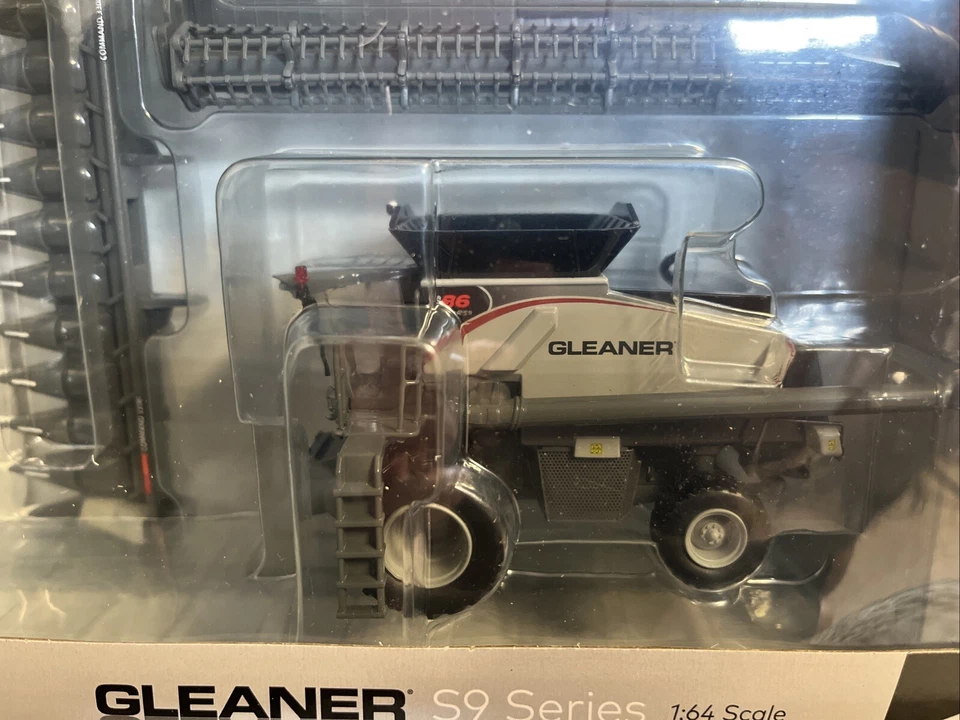 1/64 2024 SpecCast Gleaner S96 S9 Series Combine NEW!! - Image 3 of 3