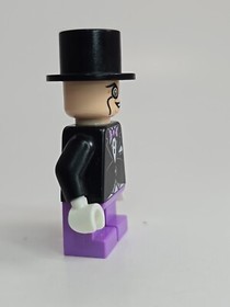 LEGO The Penguin Minifigure Super Heroes Batman II 10937 76035
