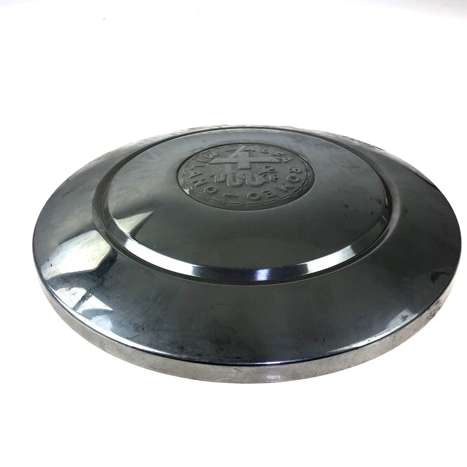 Alfa Romeo Milano Stainless Hub Cap  RARE Vintage OEM Foto 3 de 4