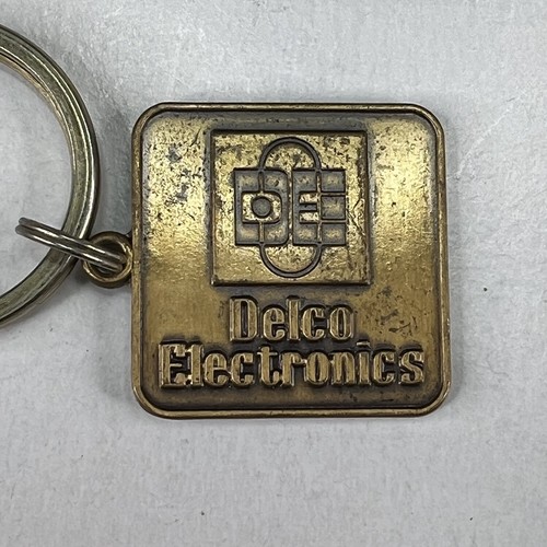 Delco Electronics Vintage Square Keychain Keyring 1"