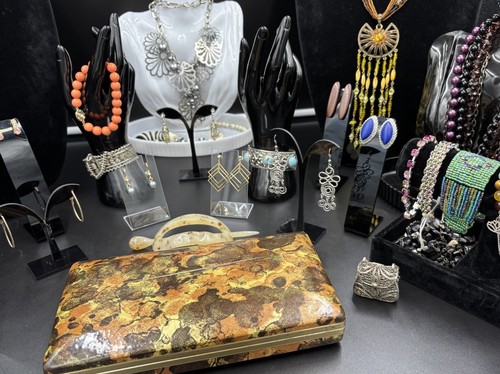 Vintage Jewellery* bulk lot mixed Estate jewellery Lot. * Read* - Picture 3 of 19
