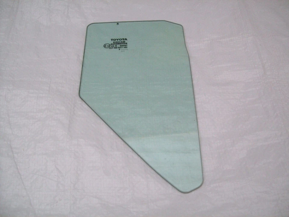 Toyota CHR C-HR Door Quarter Glass Rear Right Green Tint 68124F4011 2016 onward - Image 2 of 4