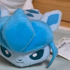 Pok mon Eevee Friends Glacia Plush Official