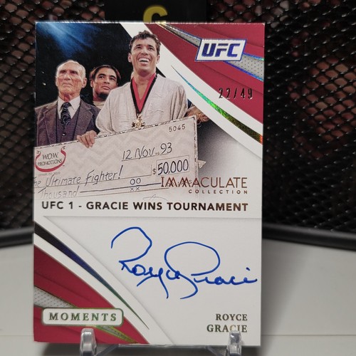 Royce Gracie #MO-RGR 2021 Panini Immaculate UFC Moments Autographs card