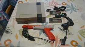vintage console nintendo NES action set