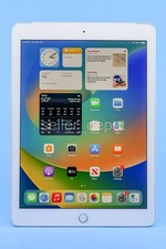 2018 Apple iPad 6th Gen 9.7" 32GB Silver MR6P2J/A