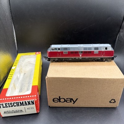 Fleischmann 4235 Diesel Locomotive Series 221 131-6 DB Gauge H0 Boxed