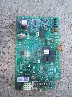 Emerson Trane American Standard D343687P02 CNT0685 Circuit Board 50V54-571-01