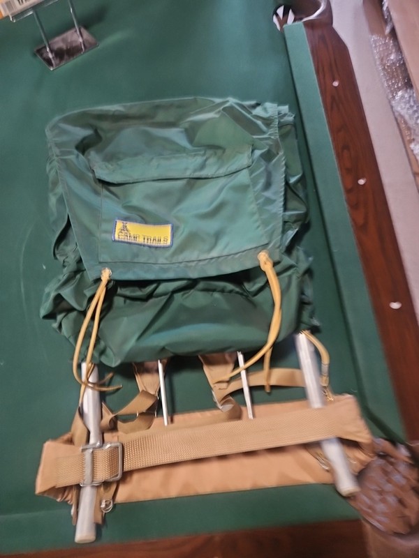 Vintage Camp Trails Day Pack 1970s Hiking Backpack New Old Stock. Never Used.Grn