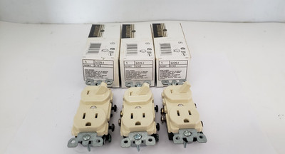 LEVITON 5225-I COMBINATION SWITCH/RECEPTACLE, IVORY, 15A, 125V (LOT OF 3) NIB