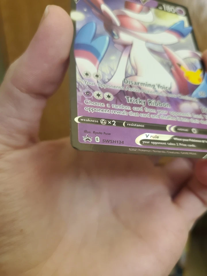 Dark Sylveon V SWSH134 SWSH: Sword & Shield Promo Cards Holo - Image 4 of 4