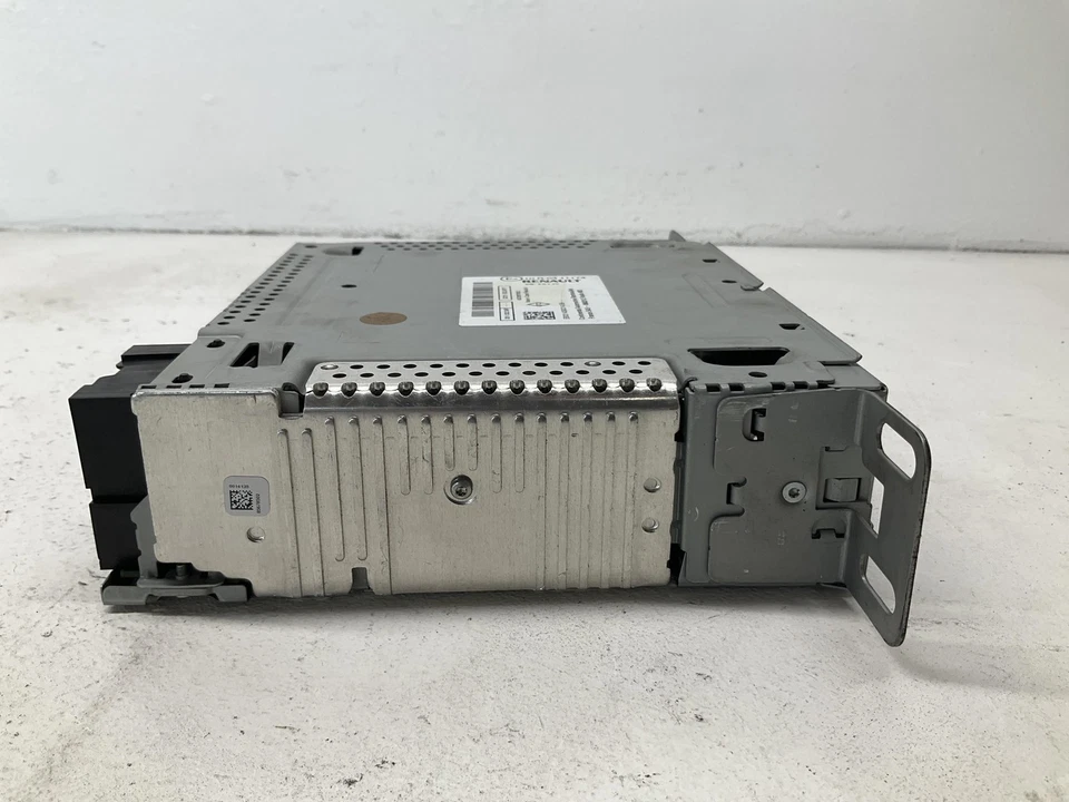 AUTORADIO PER RENAULT Captur Serie A2C85678502 (13>) - Immagine 3 di 4