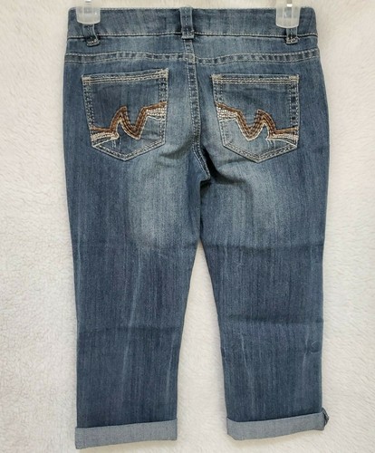 No Boundaries Juniors Womens Capri Jeans Pants Size 5 Blue - Picture 12 of 24
