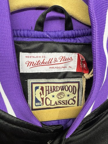 Mitchell & Ness Toronto Raptors Black Purple Throwback Hardwood Satin Bomber Jac - Picture 6 of 13