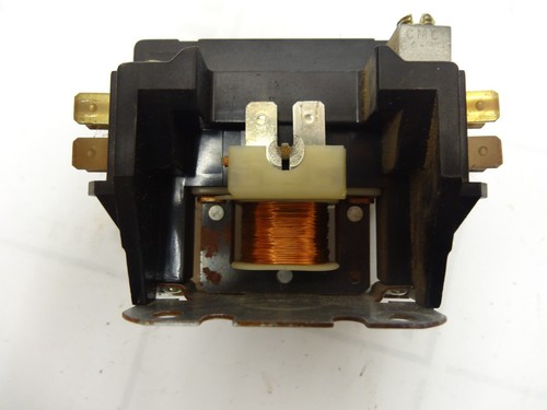 Products Unlimited Contactor 3100A 15Q152L; 24V, 50/60HZ----"USED" - Picture 2 of 3