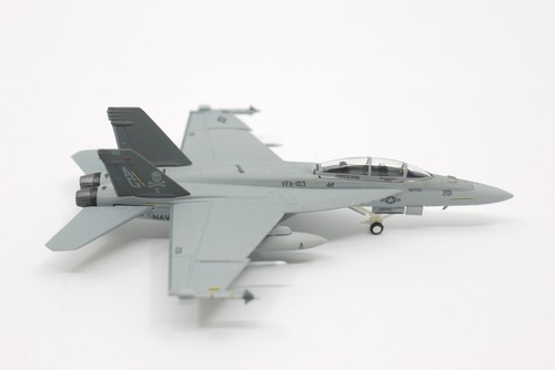 Hogan Wings 6214, F/A-18F, US Navy, VFA-103 "Jolly Rogers", AG 201, 2007 - Bild 6 von 15